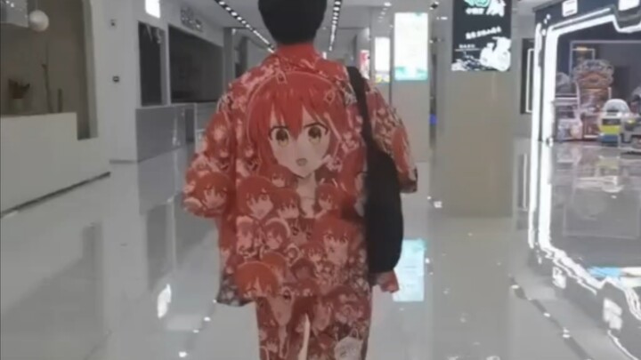神人室友又开始发力了，非要带我玩什么八键洗衣机，看什么孤独摇滚