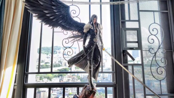 ภาพจริงของ Sephiroth จาก Dragon Studio! - -