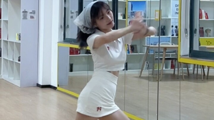 ร่ายรำด้วยความปิติยินดี ดึงดูดใจ~