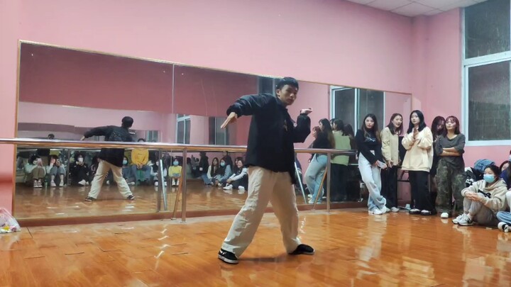 【popping】社团见面会上的小solo