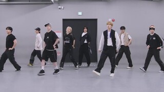Straykids' latest comeback song S-Class practice room revealed
