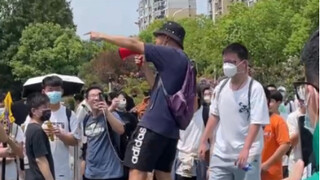 这下好了，全世界的人都知道我330抽两只宵宫了