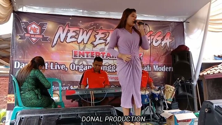 Tangis bahagia(cover) Nita