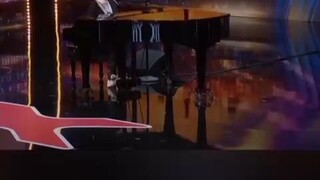 putri Ariani yang berasal dari Indonesia ke panggung America got talent