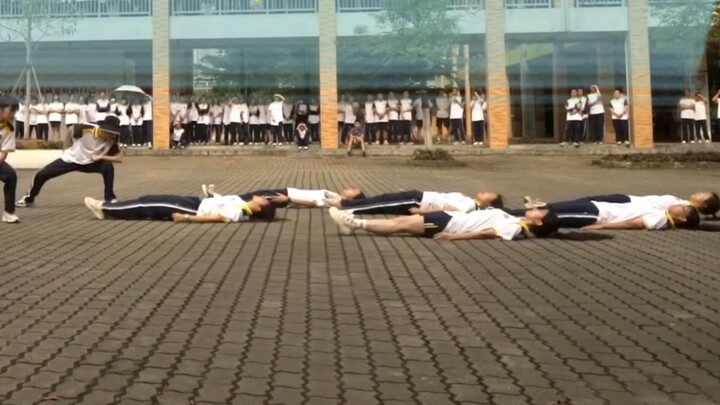 [Jiang Yi Dance Association] 5.17 College Entrance Examination Flash Mob Fighting Cover Dance, Highl
