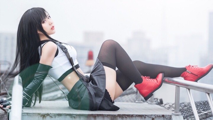 Saus cermin】 Cosplay Final Fantasy 7-Tifa