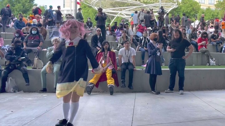 Cute Ania dancing at comic conventions abroad