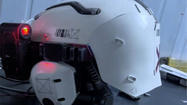 Cyberpunk 2077 Trauma Squad helmet technical breakthrough integrated VR electric opening and closing