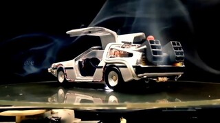 ผลงานล่าสุดของหนุ่มไฟแช็กคือ Back to the Future DeLorean DMC