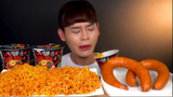 ăn mì cay xúc xích #asmr #mukbang