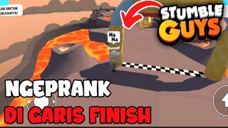 STUMBLE GUYS TAPI AKU PRANK ORANG DI BELAKANG GARIS FINISH! 😂🤣