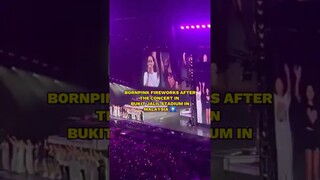 BLACKPINK Watching Fireworks in Malaysia End show 🔥#blackpink #lisa #rose #jennie #jisoo