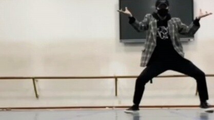 Challenge Zhang Yixing's first flying jump in the whole network!!!