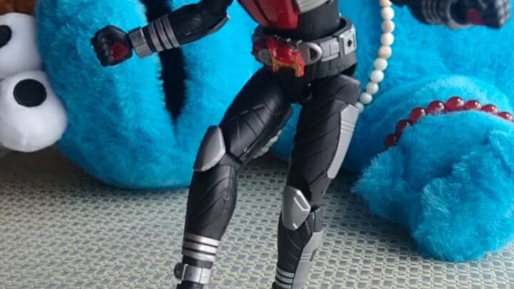 The birthday present is a Kabuto King made by my mother herself!