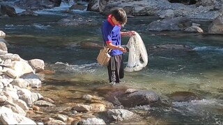 cast net fishing in Nepal | himalayan trout fishing | asala fishing |